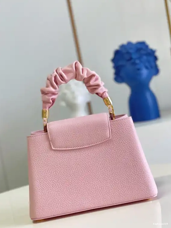 VUITTON CAPUCINES LOUIS BB 0327